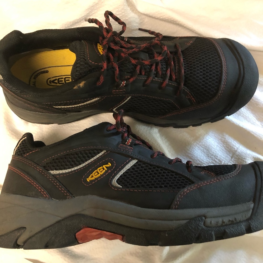 Keen Men’s Utility Steel Toe Work Shoes - Picture 7 of 8